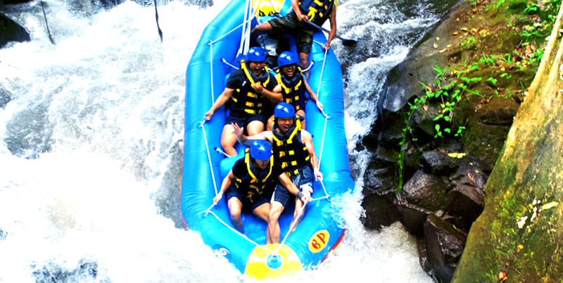 Ayung River Rafting and Tirta Empul Tour